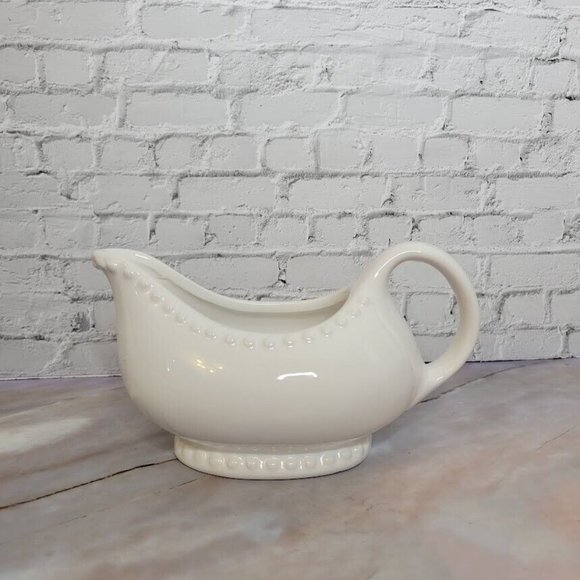 TableTops Gallery Dining Tabletops Gallery Beaded Gravy Boat Server